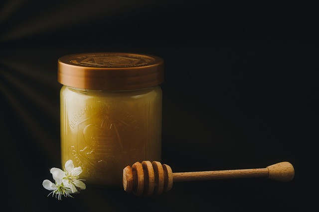 Practical Beekeeping Tracker: Log Hive Health and Maximize Honey Production