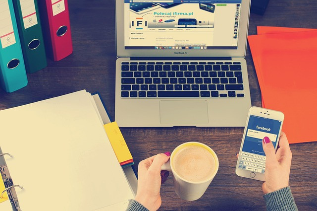 Balanced Social Media Content Strategy: The 3E Mix for Growth