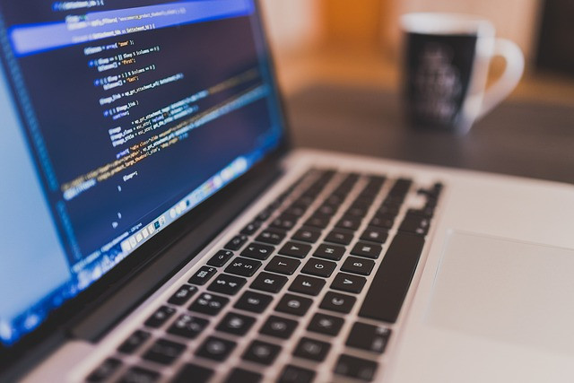 How to Find and Work with a Coding Interview Tutor: A Practical Guide