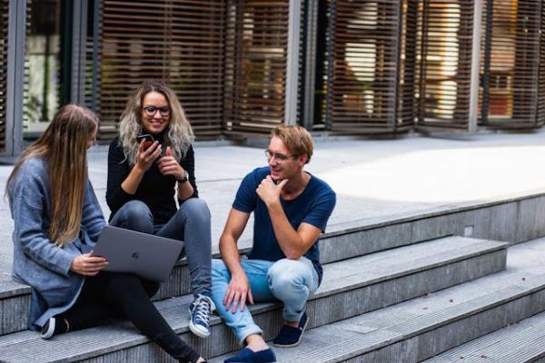 Voluntourism Ventures: Combining Service and Adventure in College Years