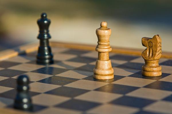 Strategies for Timing the Bond Market