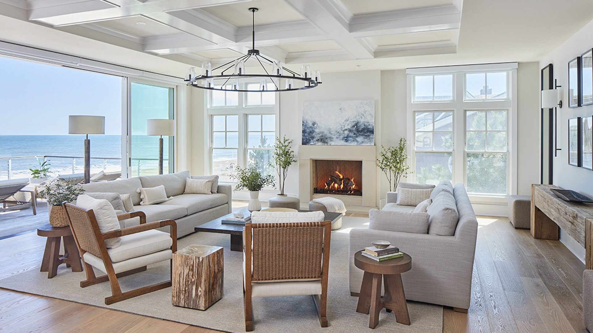 Designing a Coastal Home with Custom Home Builders