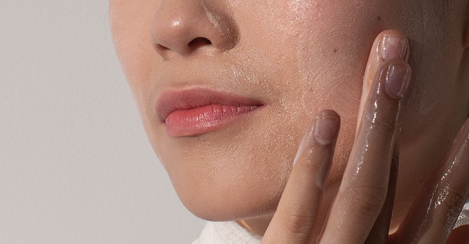 How Should You Change Your Skincare Routine in Winter?