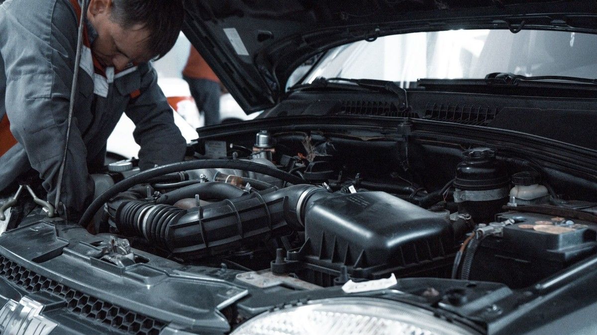 Symptoms of a Bad Catalytic Converter (and What to Do Next)
