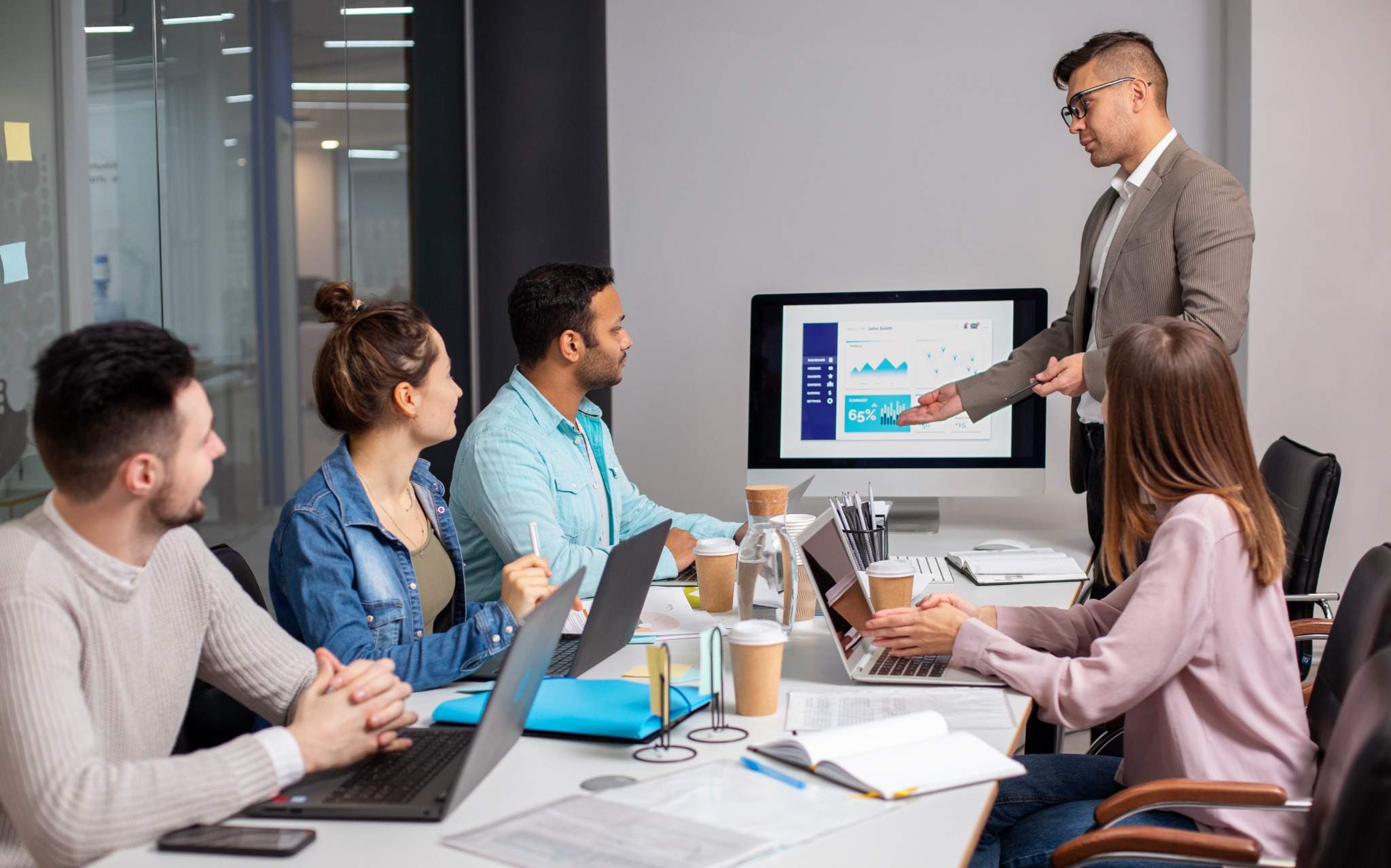 Smart Business Management Software for Small Business: Simplify Jobs, Reporting & Invoicing | MeMate