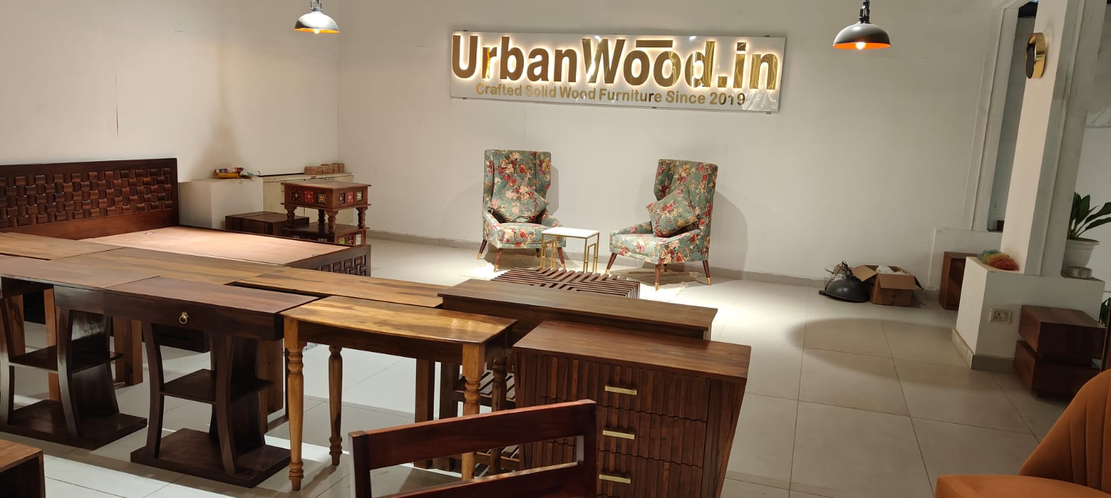 Luxury Custom Furniture for Elegant Homes and Offices