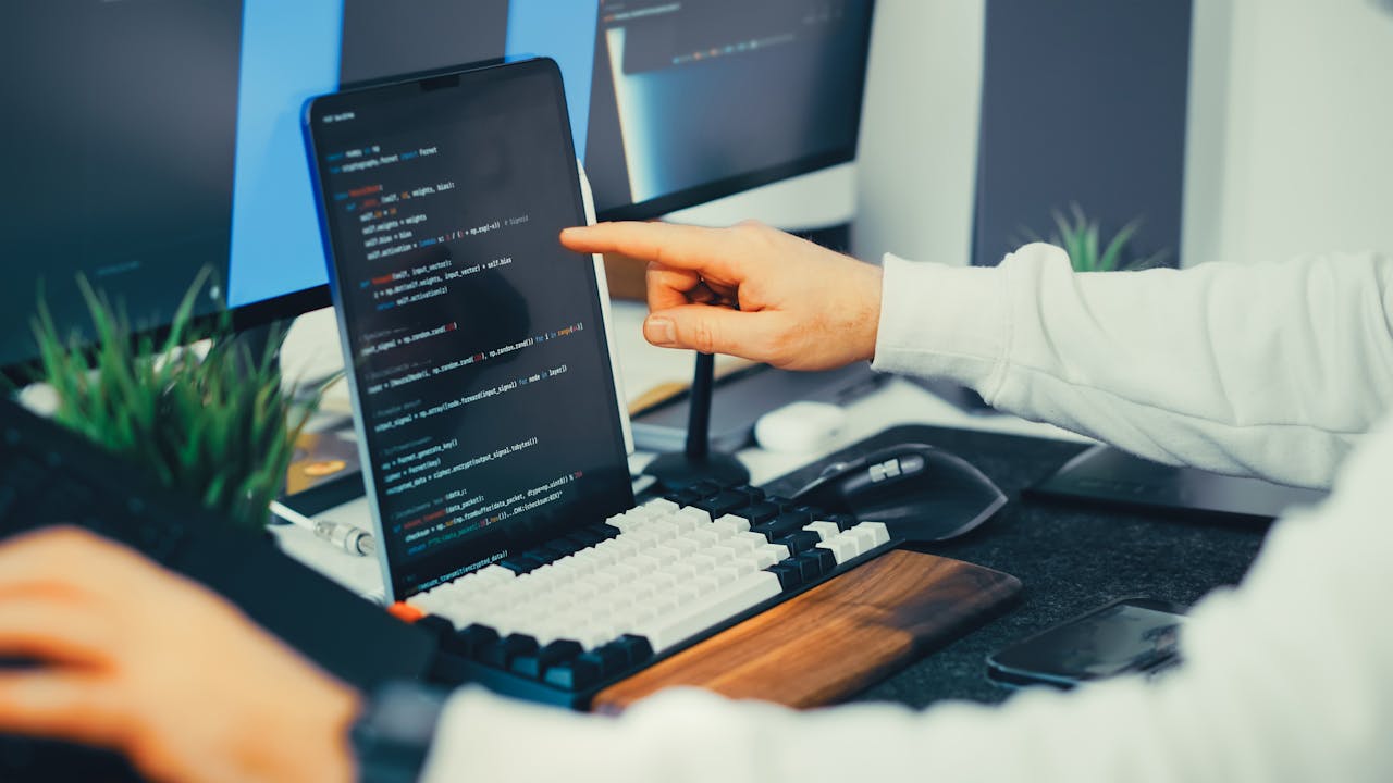 How Scalable Custom Web Applications Support Business Growth?