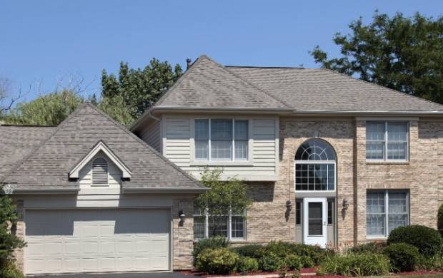 Why Is Choosing The Right Roofer Important For Home Safety?