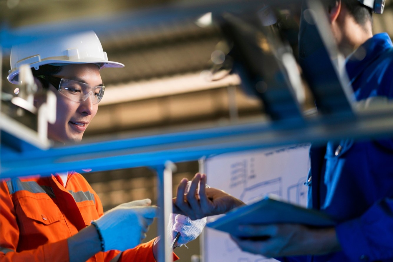Expert Guide to Factory and Industrial Shutdown Contractors in Dubai and Abu Dhabi 