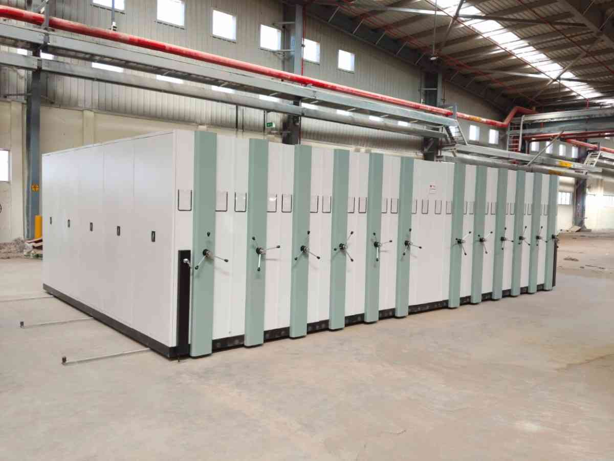 7 Things to Check Before Choosing a Mobile Compactor Manufacturer in India