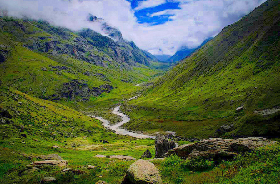 Phulara Ridge Trek: Experience Uttarakhand's Most Scenic Ridge Walk