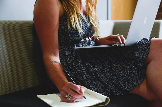 Practical Guide: How to Write Email Newsletters That Convert